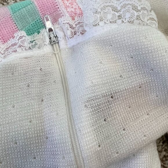 Vintage Bull Frog Girls Lace Knit Sweater Top Size 2T White Acrylic Made in USA - Picture 4 of 7